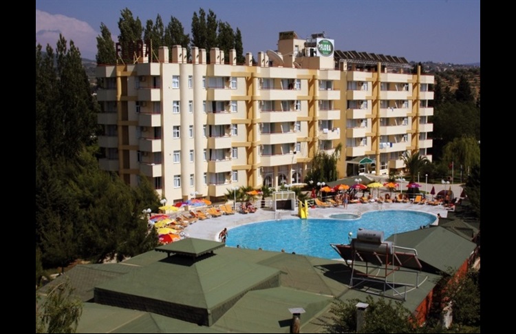 Hotel Flora Suites